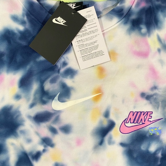 NEW | NIKE Sportswear Tie-Dye French Terry Mens Sweatshirt - Picture 3 of 6
